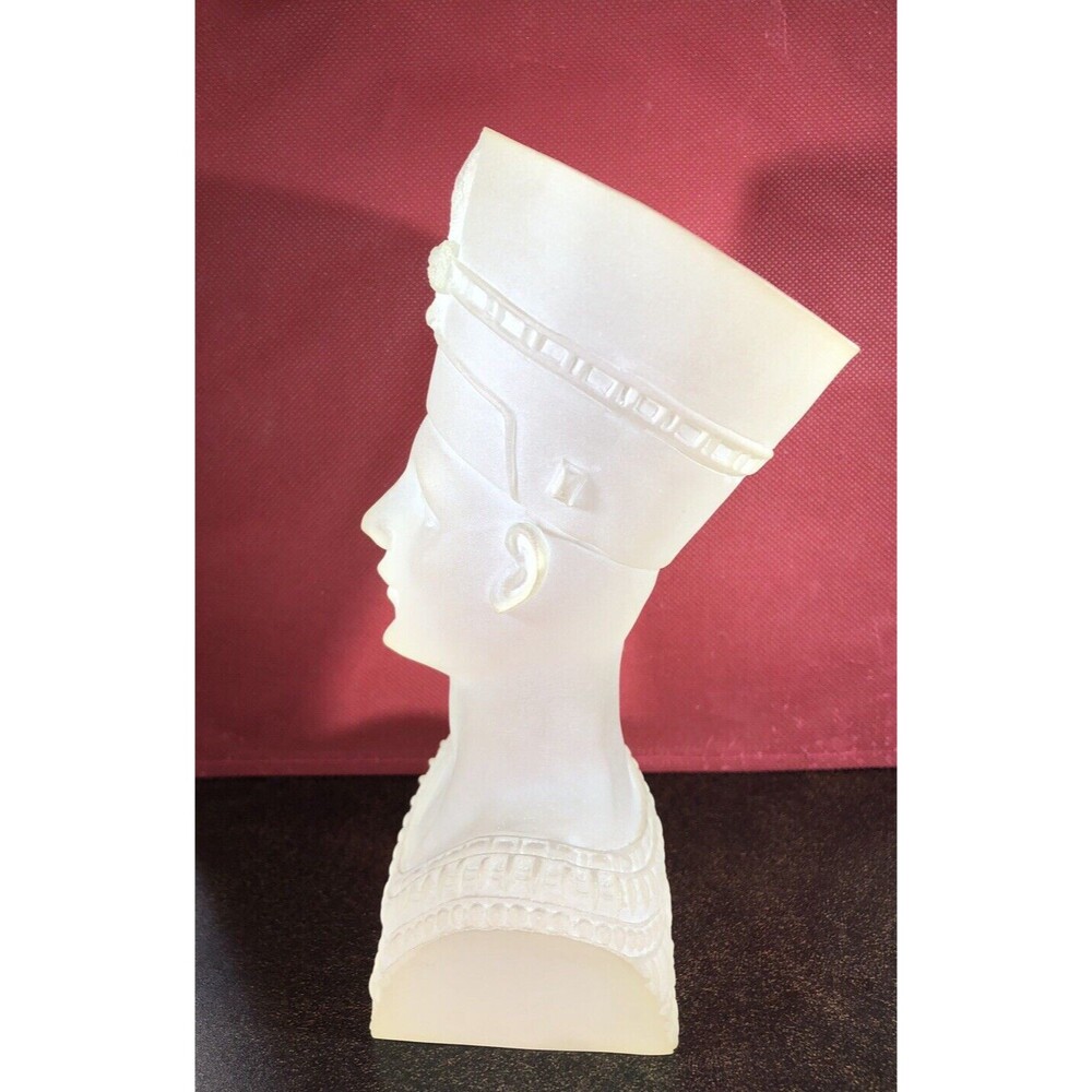 Queen Nefertiti Acrylic Resin Bust Egyptian Sculpture Replica Egyptian Art Decor - Picture 7 of 16
